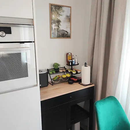 Stylish New In Tikkurila, Apartmán *